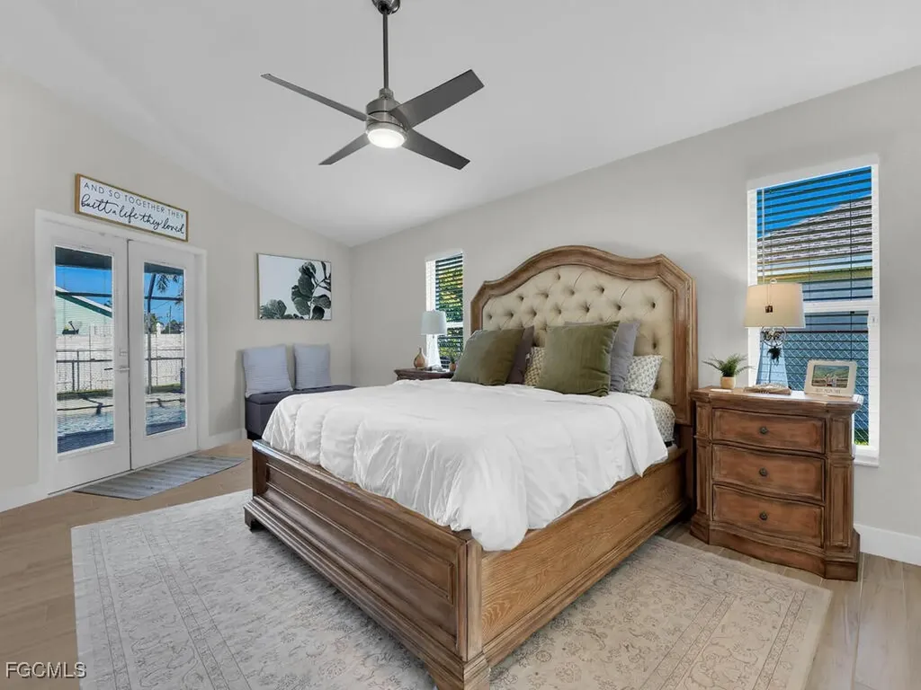 613 SE 19th Lane Cape Coral FL 33990