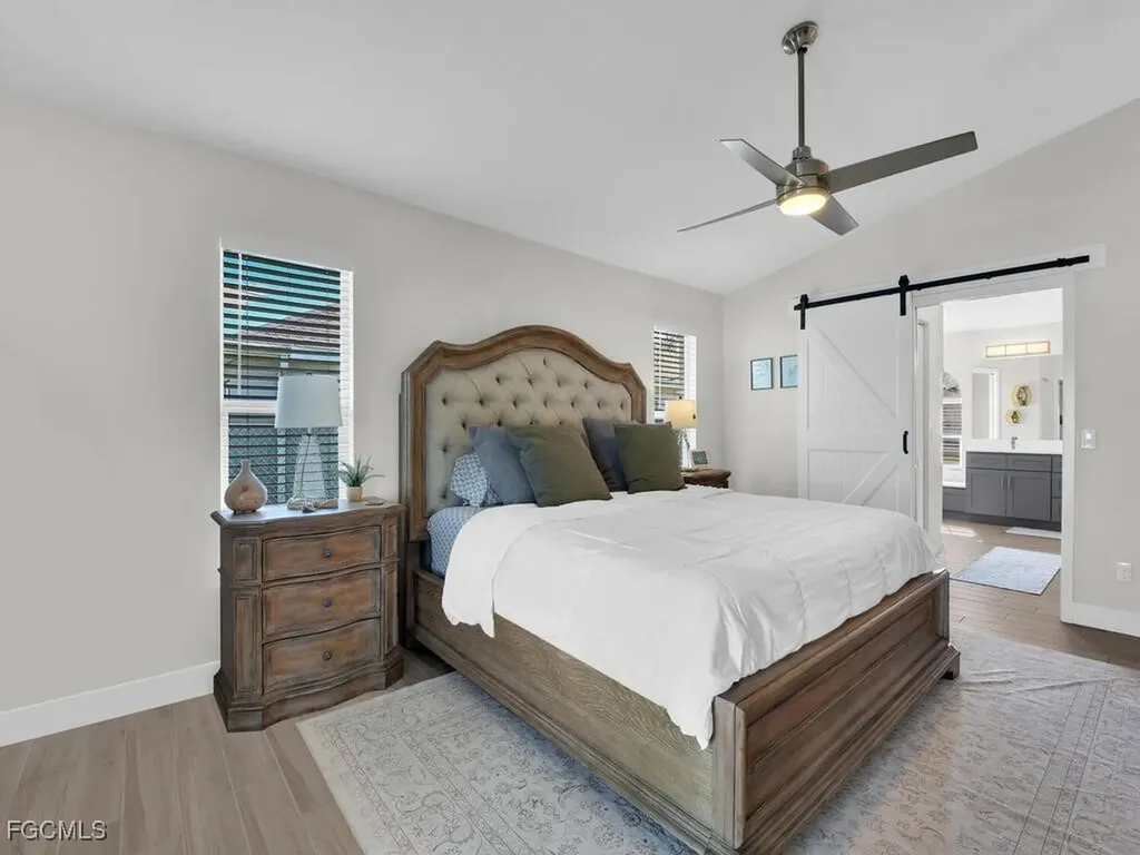 613 SE 19th Lane Cape Coral FL 33990