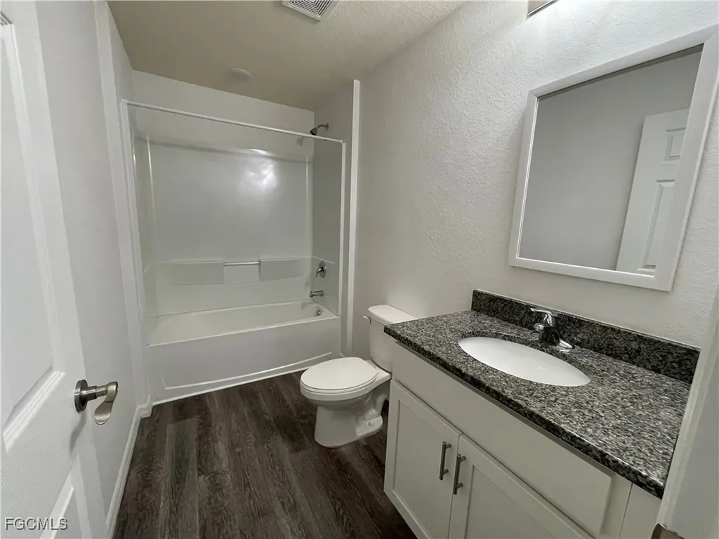 131 Carousel Avenue Labelle FL 33935