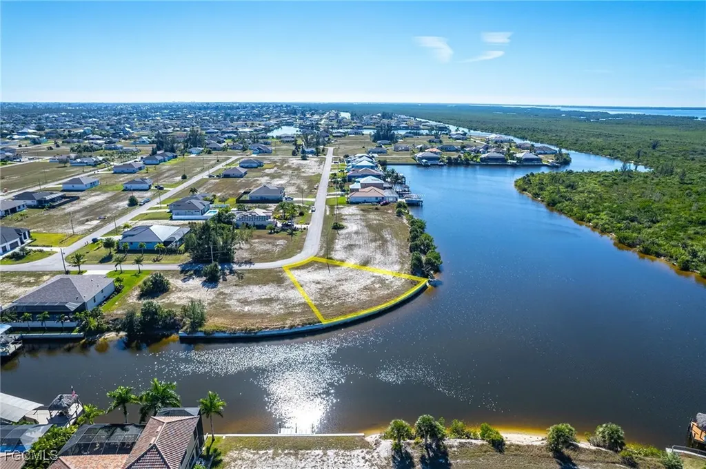 3526 NW 46th Place Cape Coral FL 33993