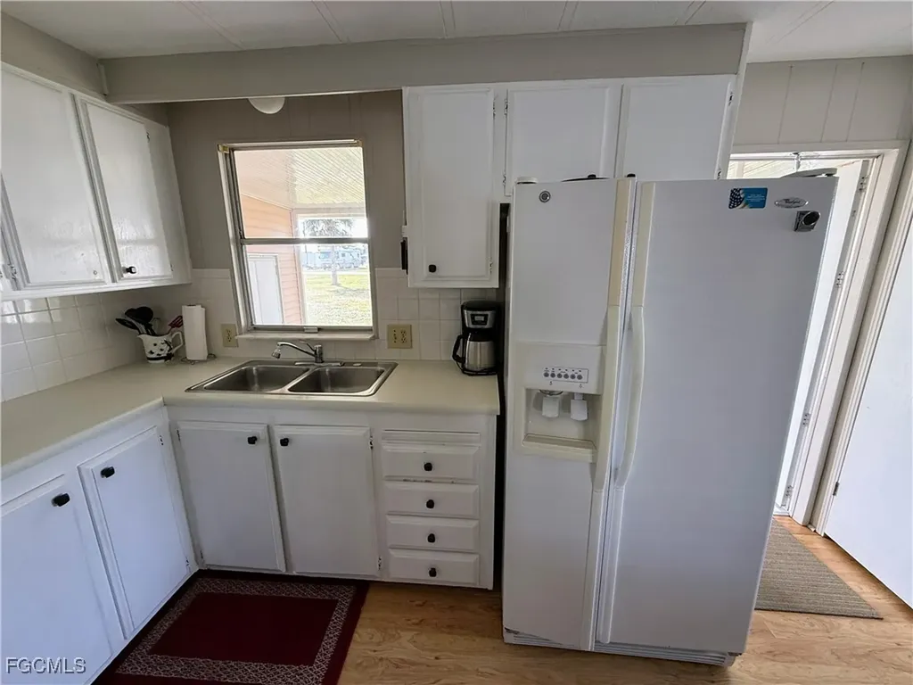 541 Freedom Street North Fort Myers FL 33917