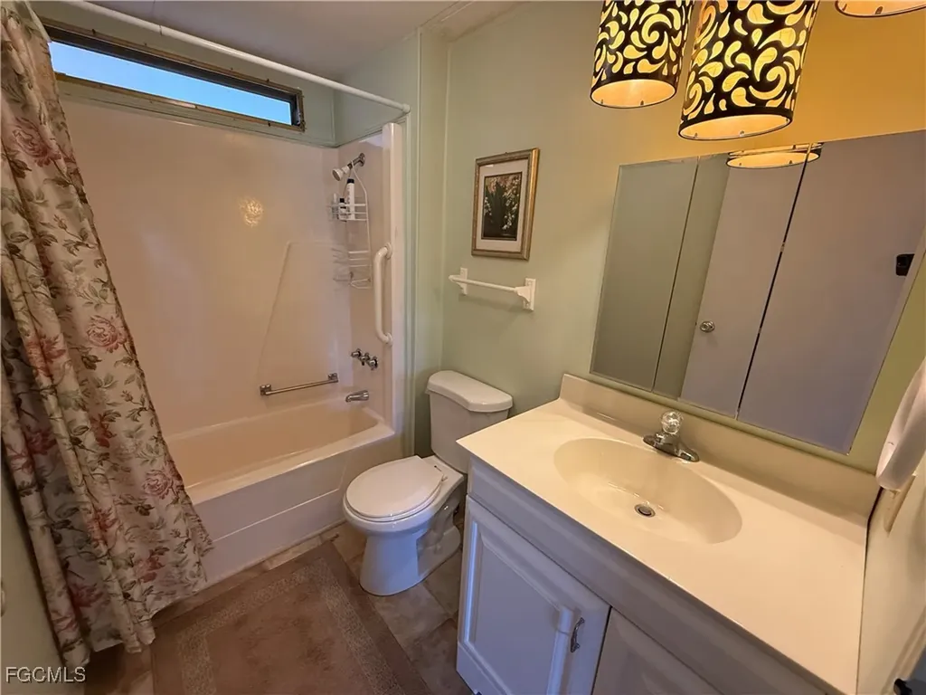 541 Freedom Street North Fort Myers FL 33917