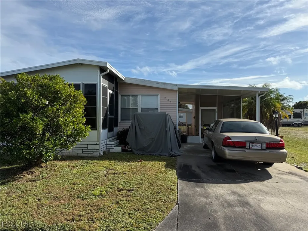 541 Freedom Street North Fort Myers FL 33917