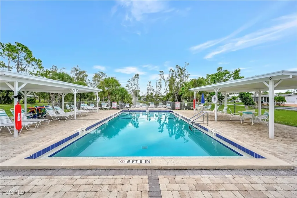 541 Freedom Street North Fort Myers FL 33917