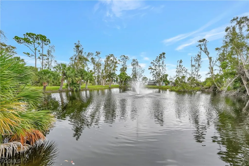 541 Freedom Street North Fort Myers FL 33917