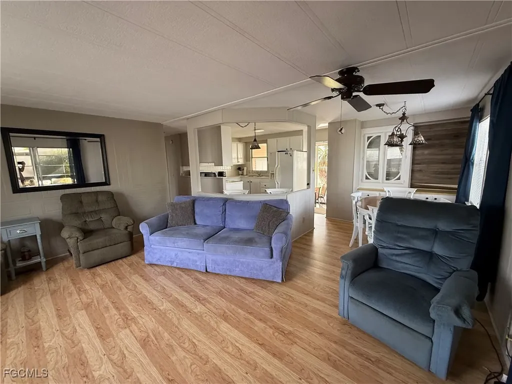 541 Freedom Street North Fort Myers FL 33917