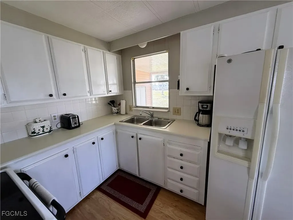 541 Freedom Street North Fort Myers FL 33917