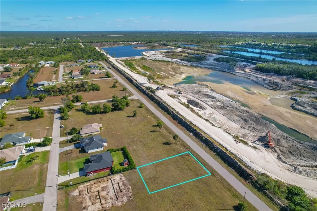 3905 Caloosa Parkway N Cape Coral FL 33993