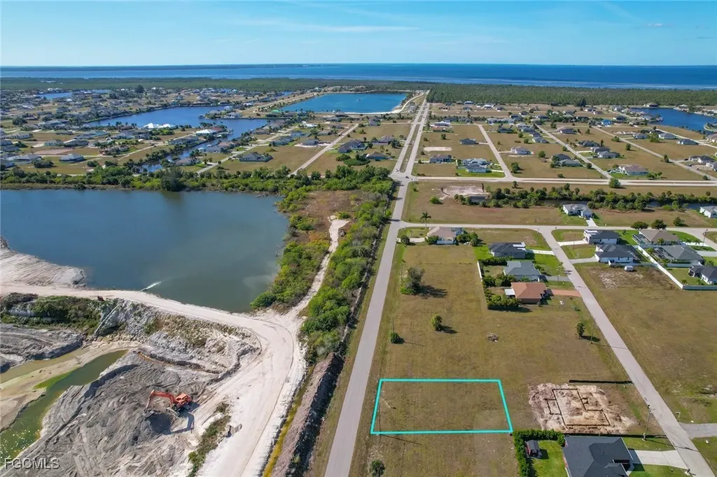 3905 Caloosa Parkway N Cape Coral FL 33993