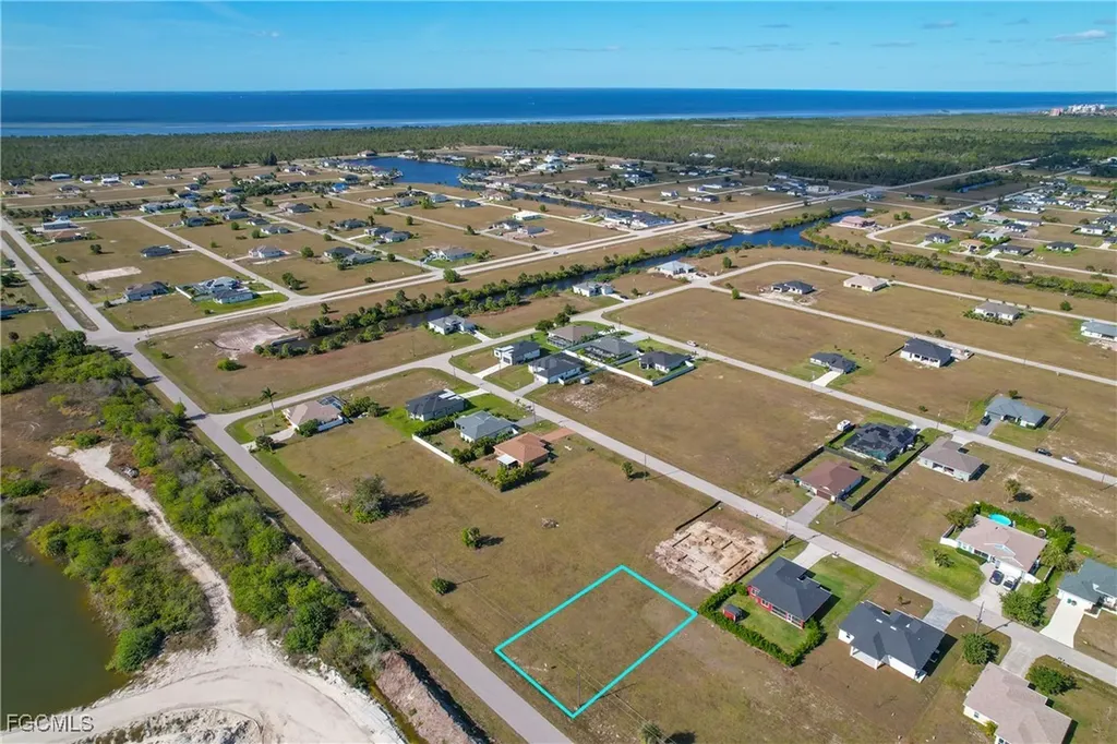 3905 Caloosa Parkway N Cape Coral FL 33993