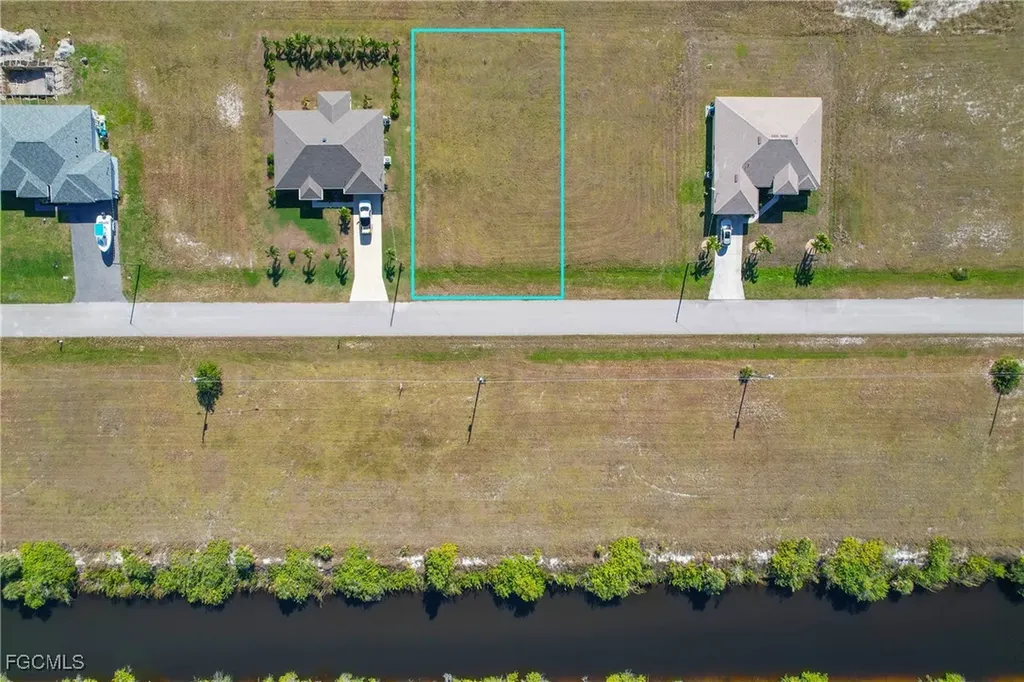 3910 NW 39th Street Cape Coral FL 33993