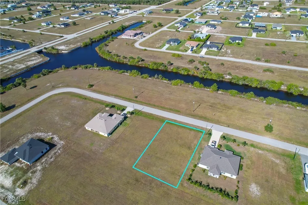 3910 NW 39th Street Cape Coral FL 33993