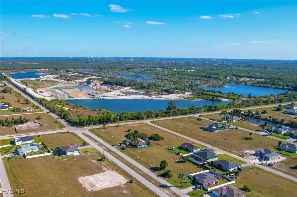 3910 NW 39th Street Cape Coral FL 33993