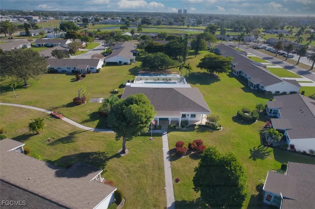 6913 Birdie Way Fort Myers FL 33919