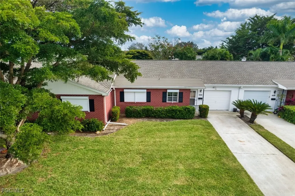 6913 Birdie Way Fort Myers FL 33919