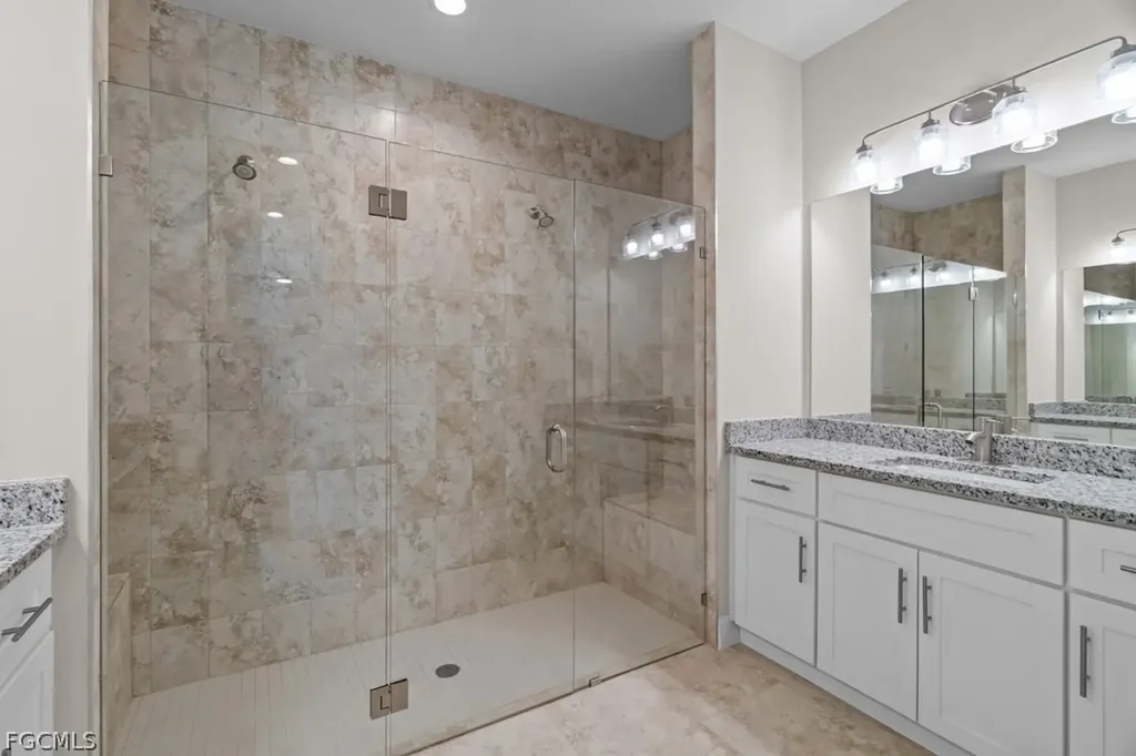 2827 NW 14th Terrace Cape Coral FL 33993
