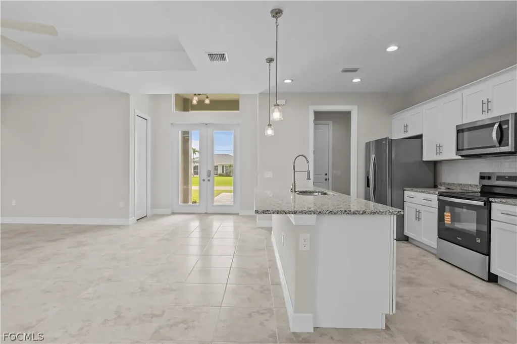 2827 NW 14th Terrace Cape Coral FL 33993