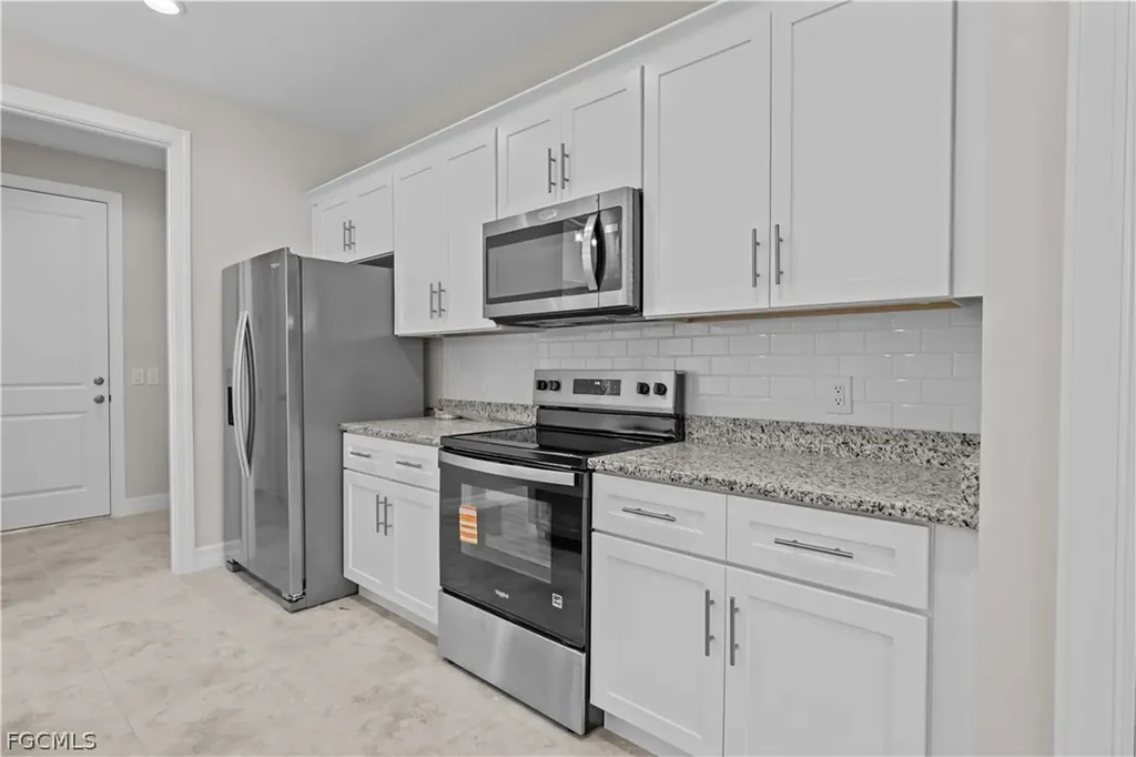2827 NW 14th Terrace Cape Coral FL 33993