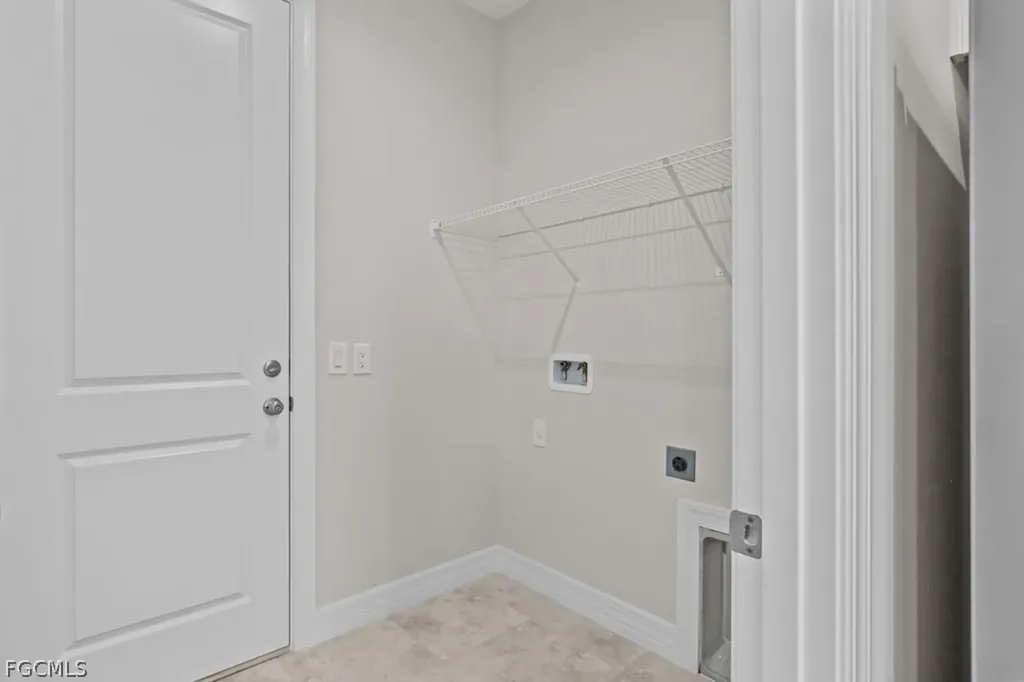 2827 NW 14th Terrace Cape Coral FL 33993