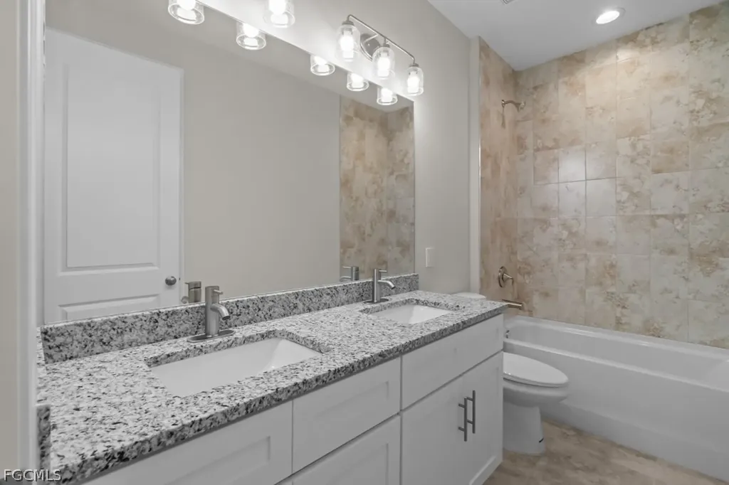 2827 NW 14th Terrace Cape Coral FL 33993