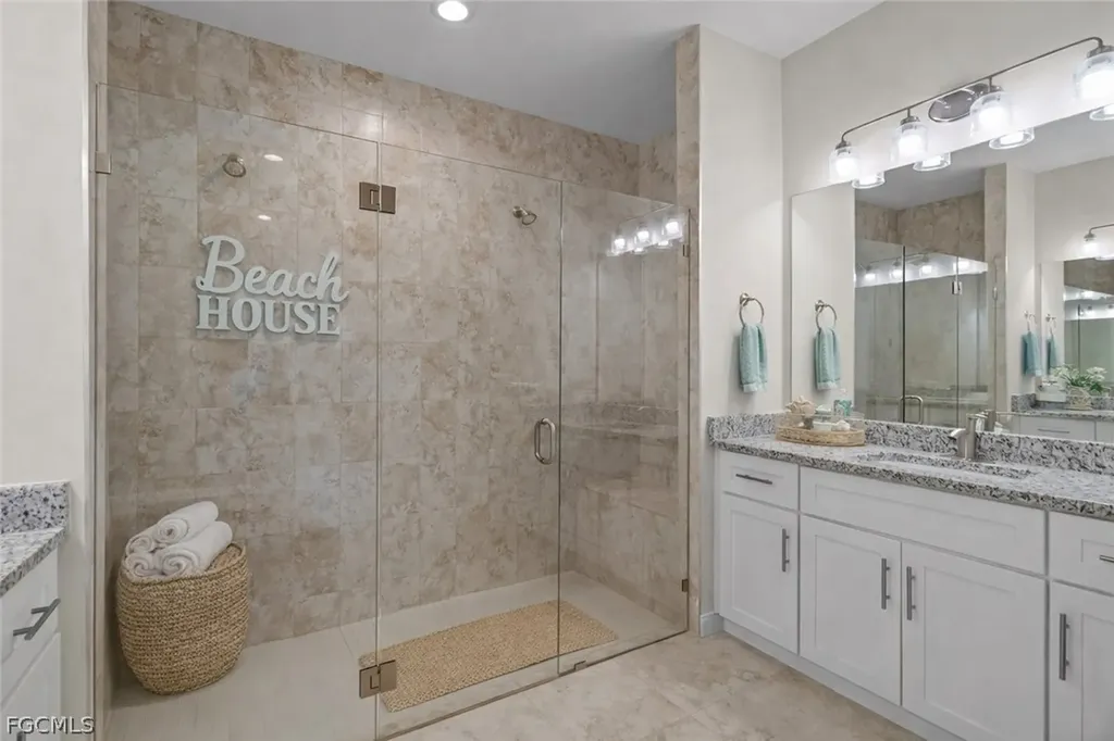 2827 NW 14th Terrace Cape Coral FL 33993