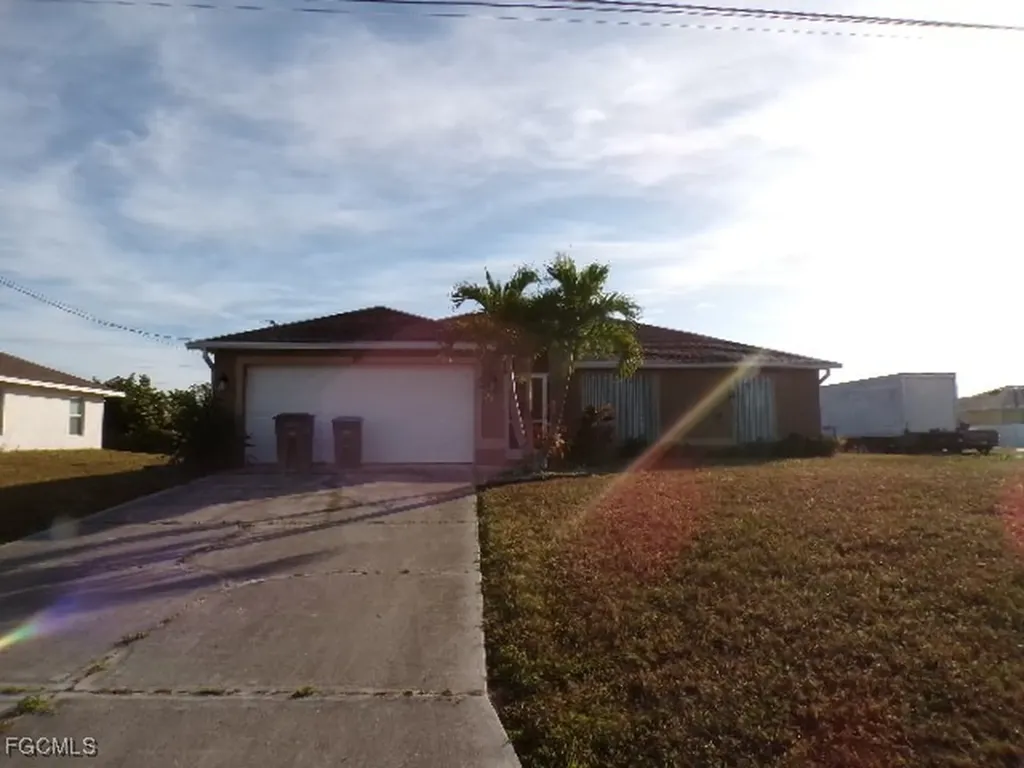 1917 NW 12th Avenue Cape Coral FL 33993