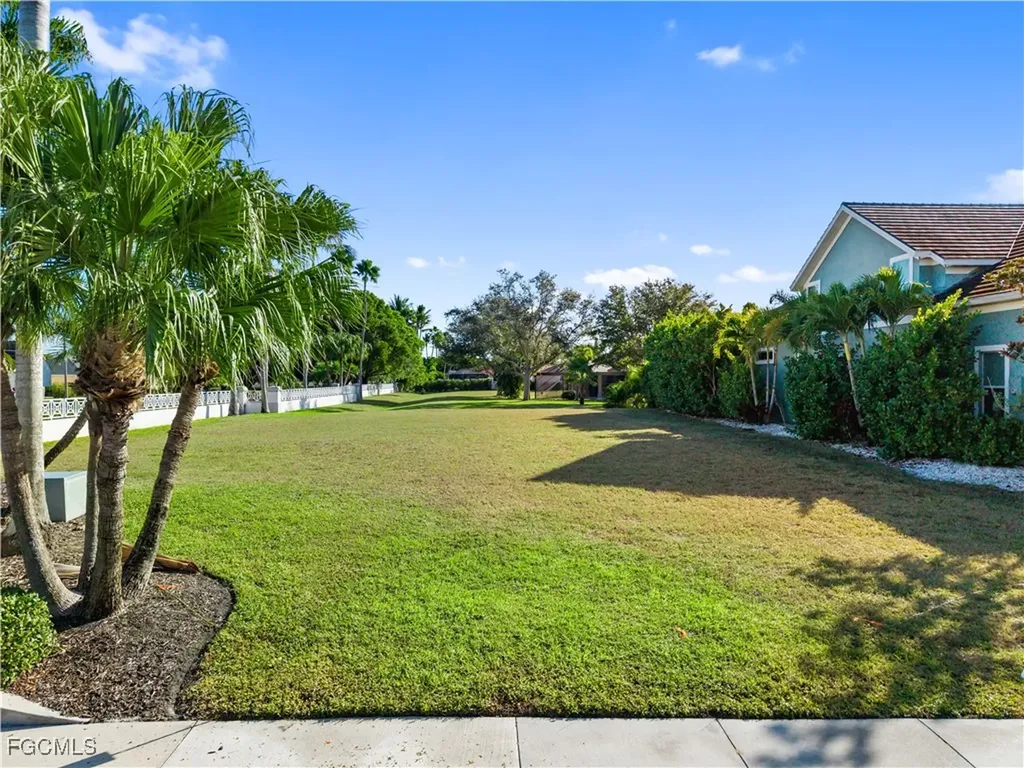 5501 Merlyn Lane Cape Coral FL 33914