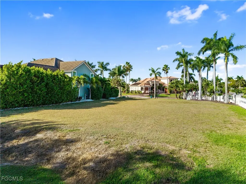 5501 Merlyn Lane Cape Coral FL 33914