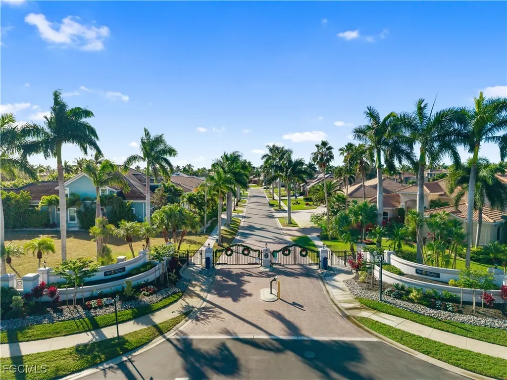 5501 Merlyn Lane Cape Coral FL 33914