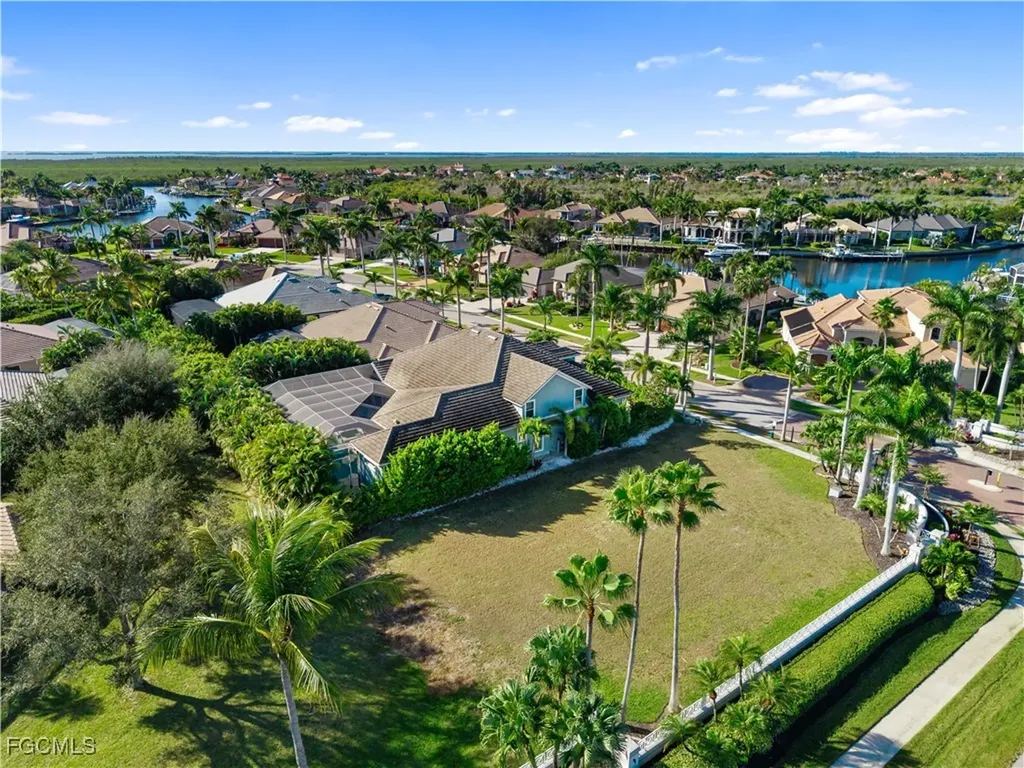 5501 Merlyn Lane Cape Coral FL 33914