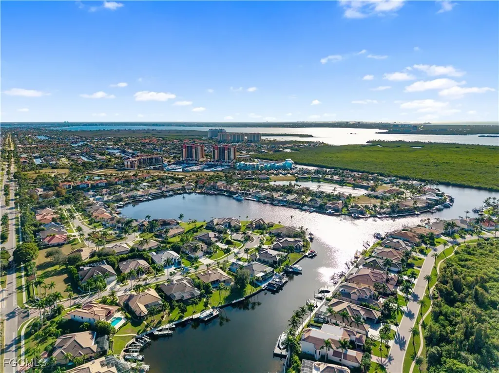 5501 Merlyn Lane Cape Coral FL 33914