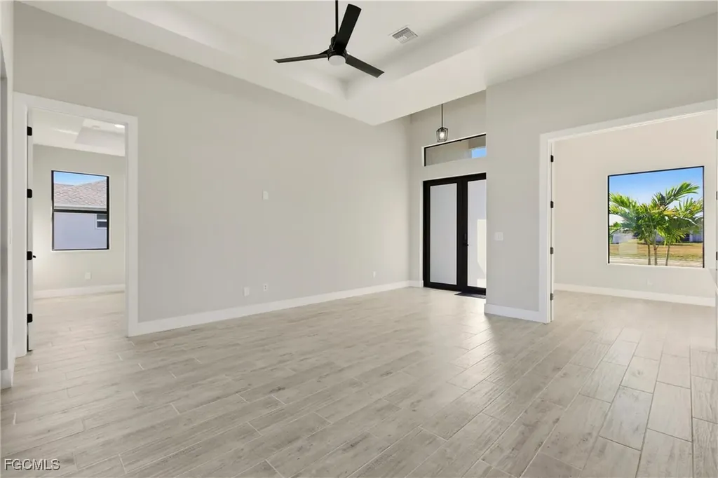 131 Kismet Parkway E Cape Coral FL 33909
