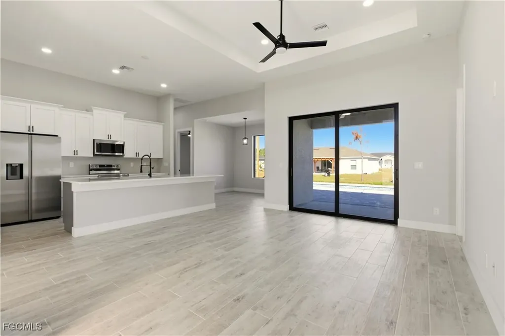 131 Kismet Parkway E Cape Coral FL 33909