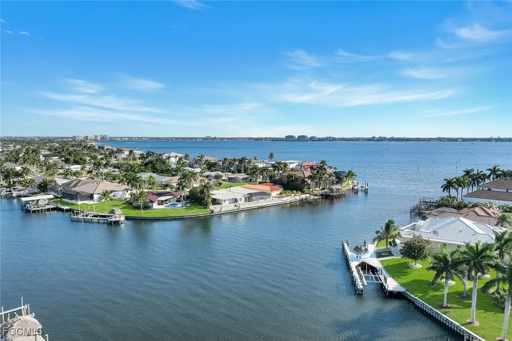 441 Bayshore Drive Cape Coral FL 33904