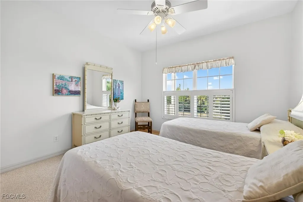 517 Lake Murex Circle Sanibel FL 33957
