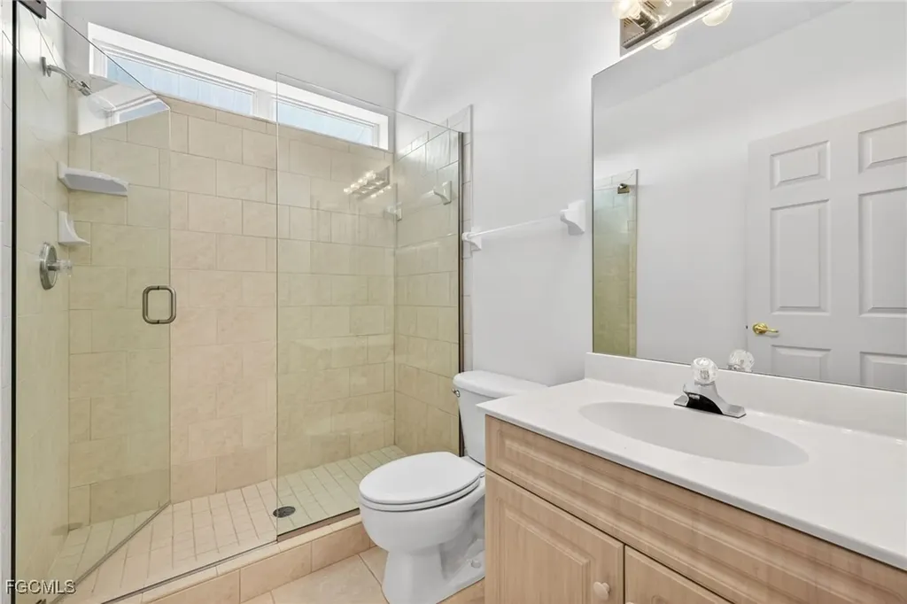 517 Lake Murex Circle Sanibel FL 33957