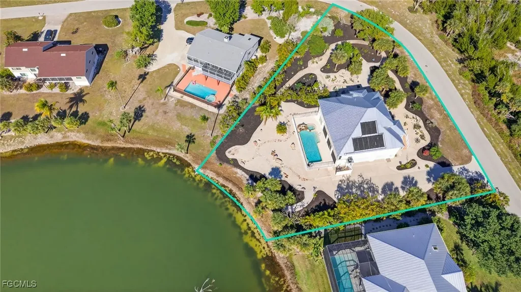 517 Lake Murex Circle Sanibel FL 33957