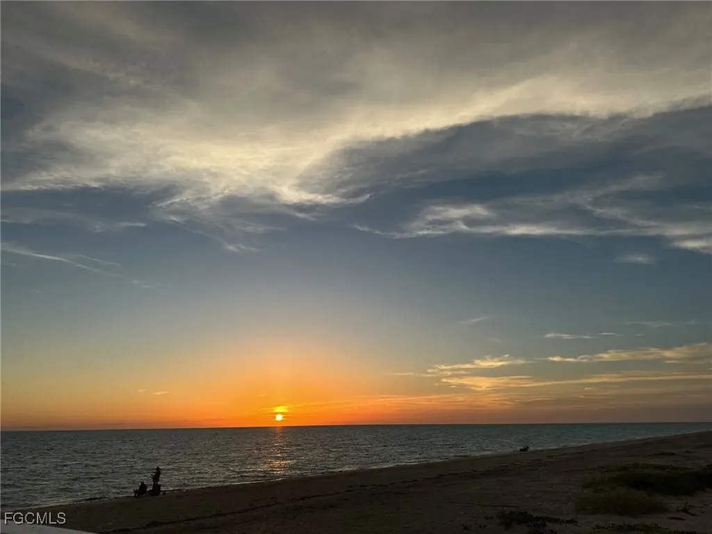 517 Lake Murex Circle Sanibel FL 33957
