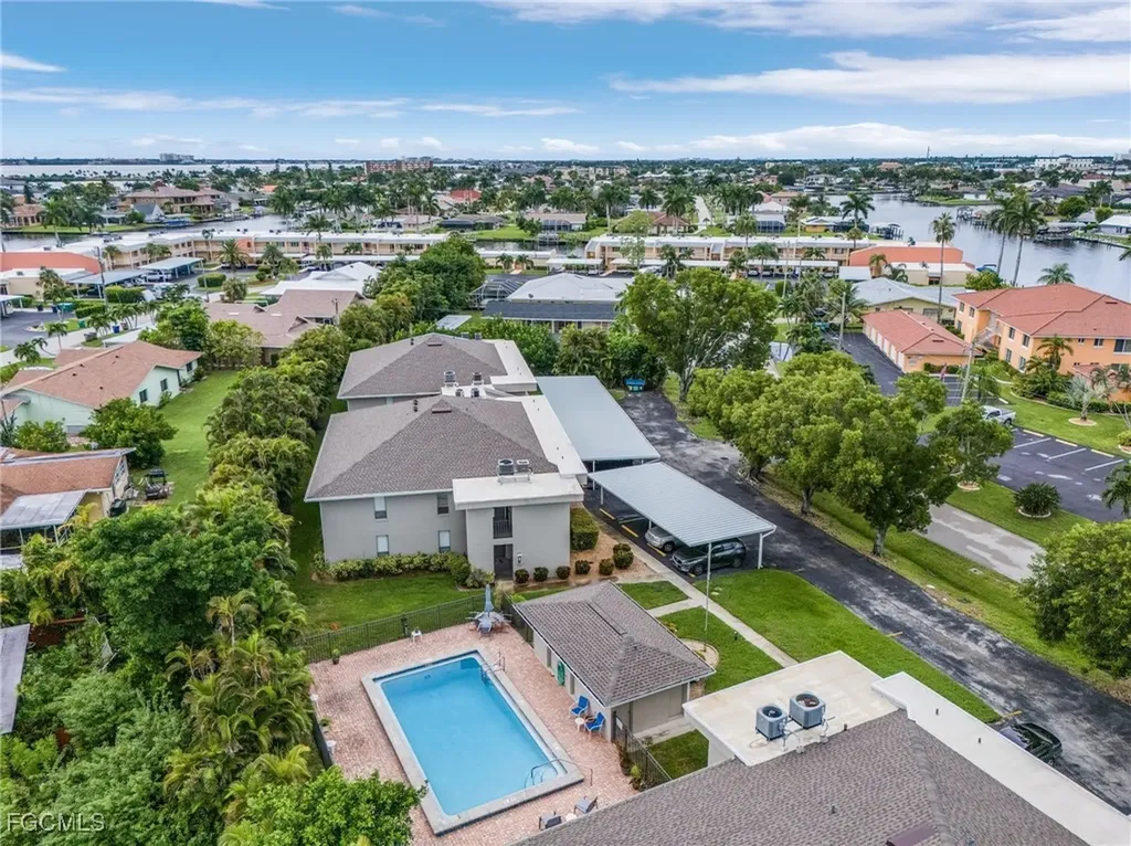 4205 SE 19th Avenue Cape Coral FL 33904