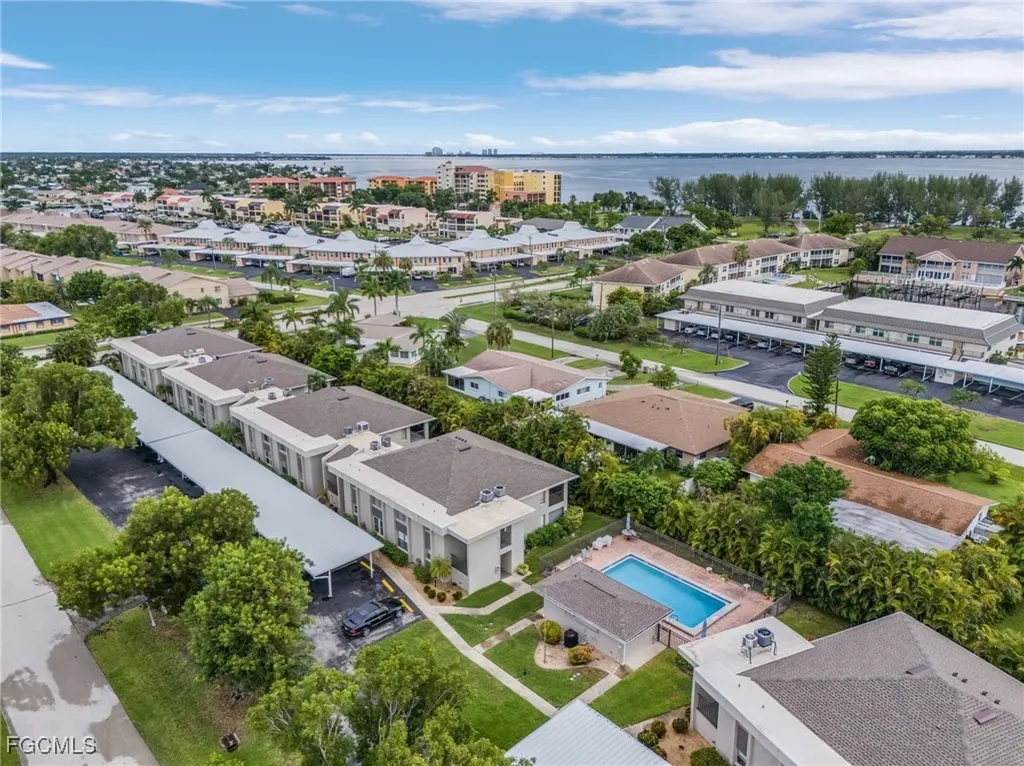4205 SE 19th Avenue Cape Coral FL 33904