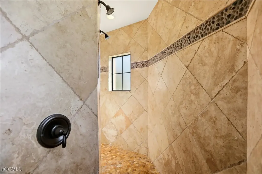 2133 SW 43rd Lane Cape Coral FL 33914