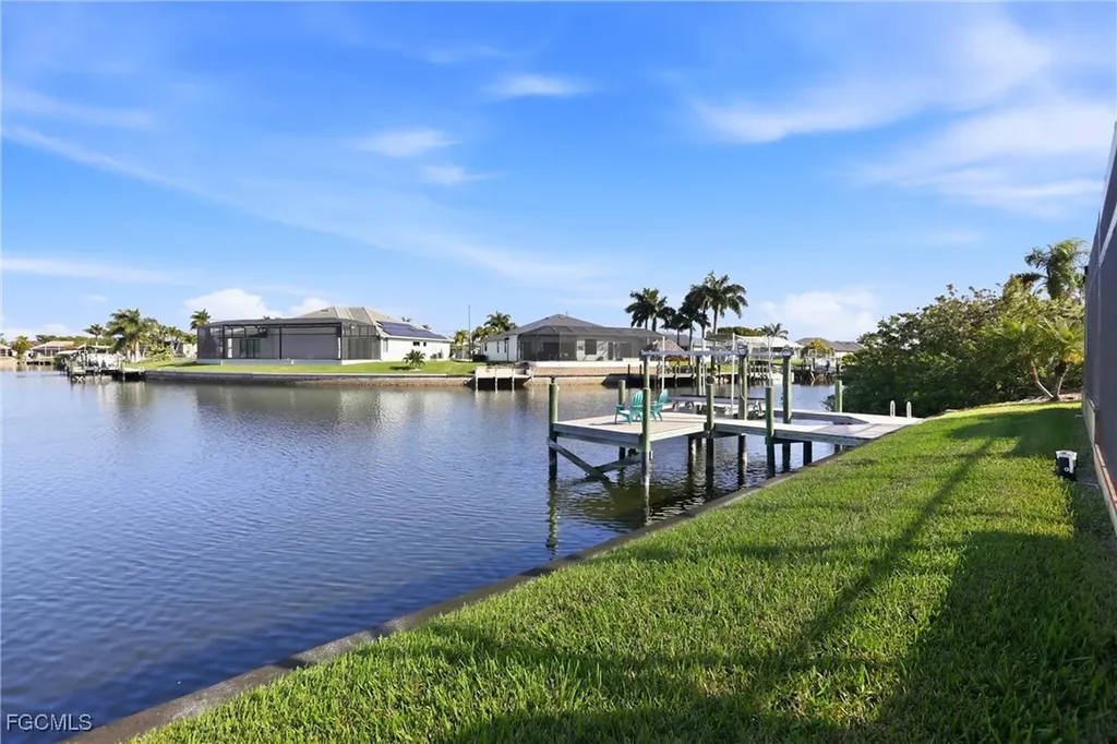 2133 SW 43rd Lane Cape Coral FL 33914