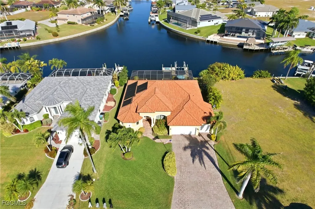 2133 SW 43rd Lane Cape Coral FL 33914