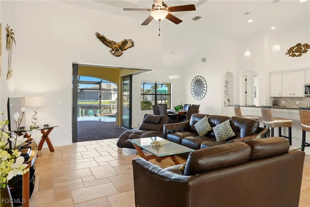 2133 SW 43rd Lane Cape Coral FL 33914