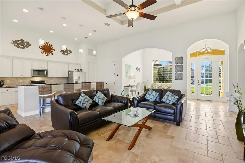 2133 SW 43rd Lane Cape Coral FL 33914