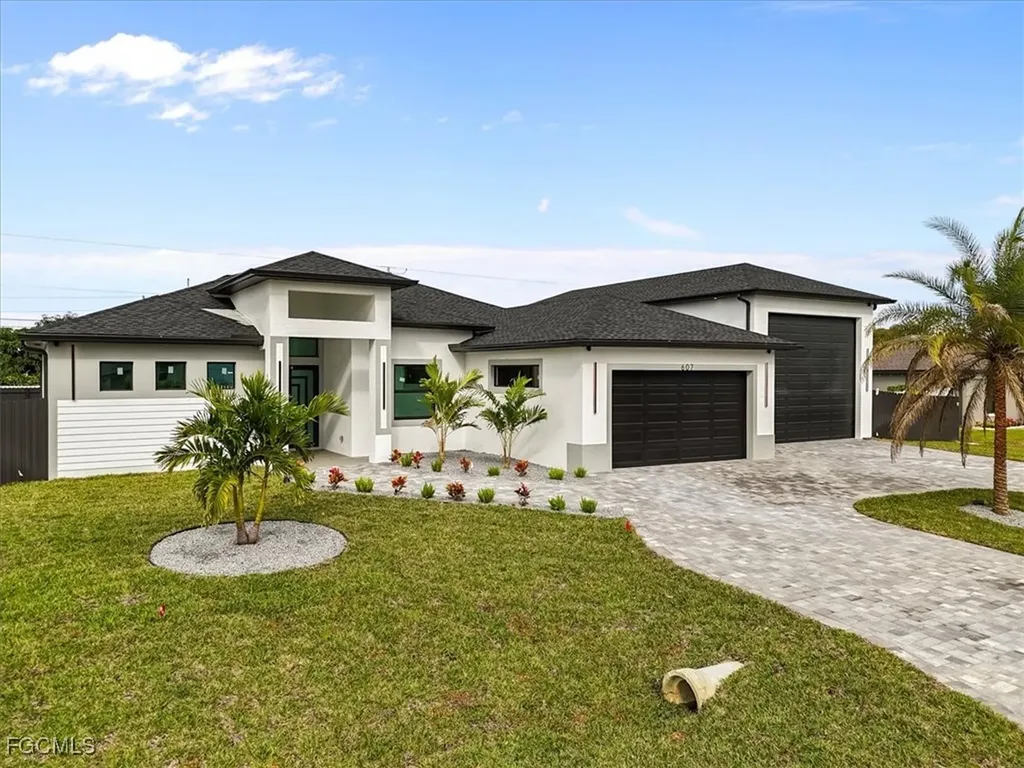 607 NW 7th Street Cape Coral FL 33993