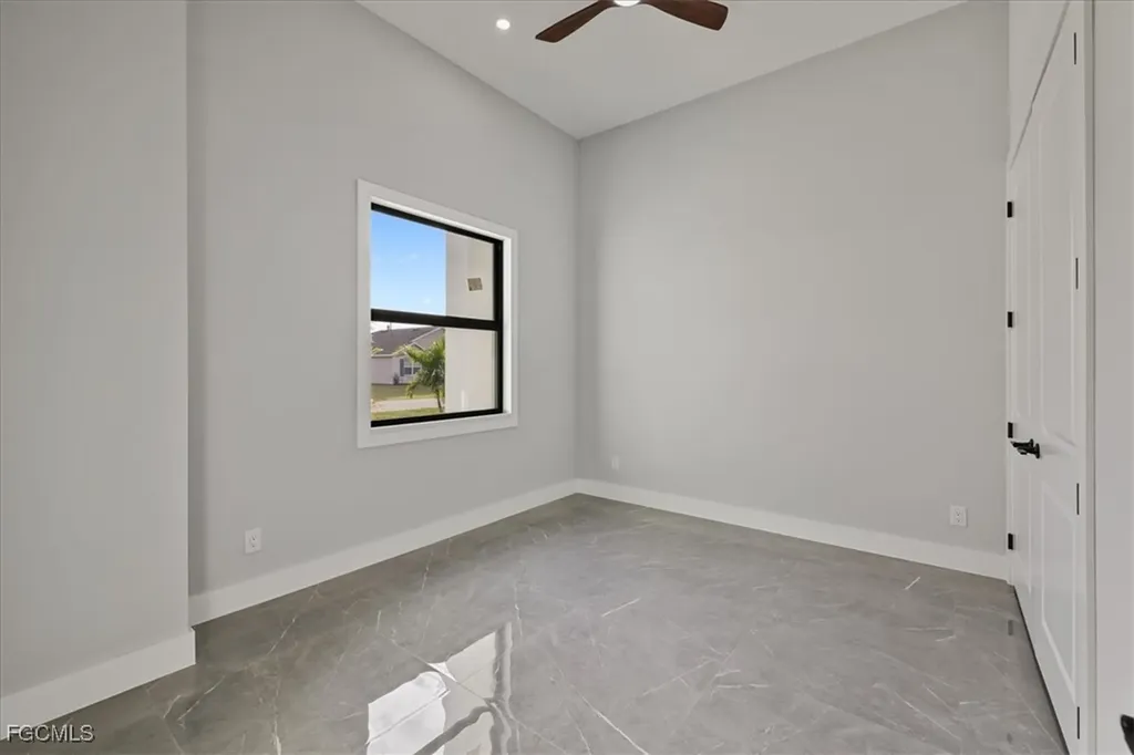 607 NW 7th Street Cape Coral FL 33993
