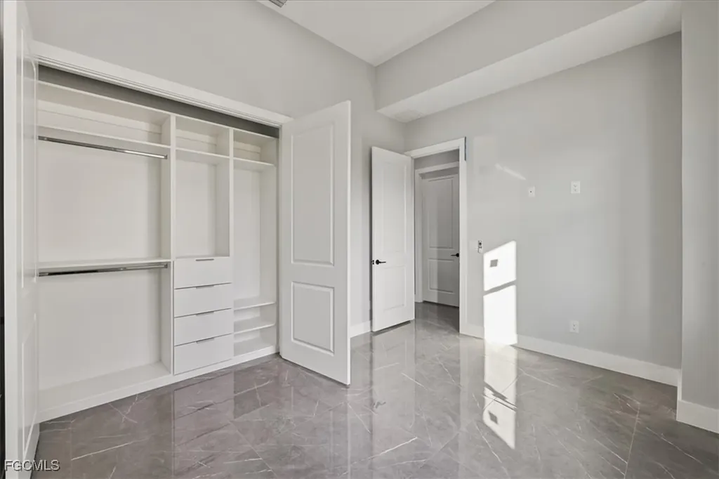 607 NW 7th Street Cape Coral FL 33993