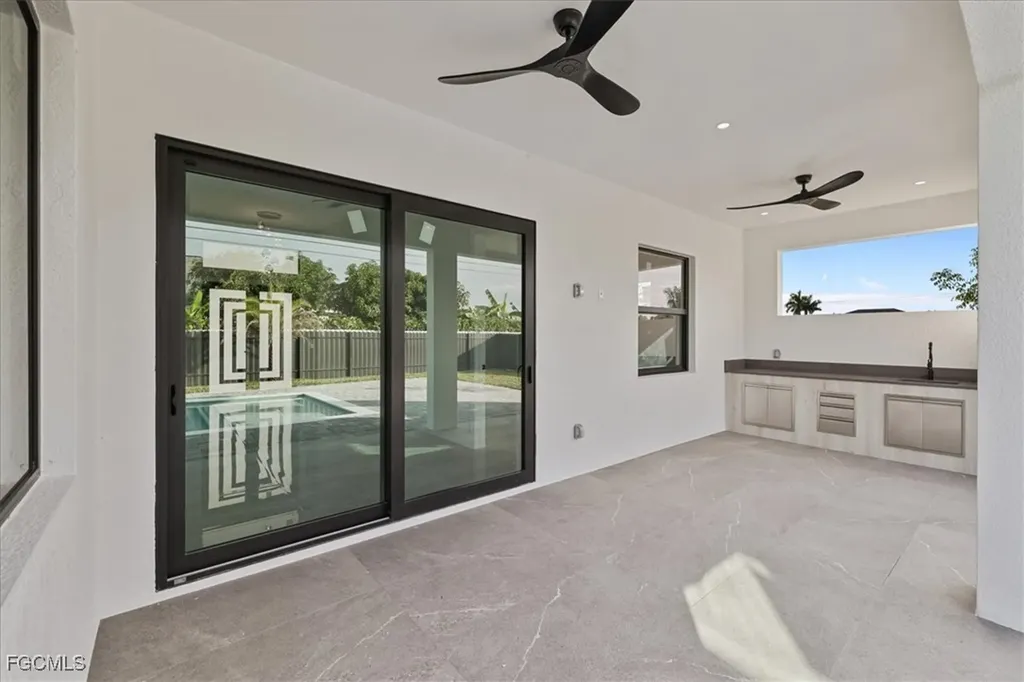607 NW 7th Street Cape Coral FL 33993