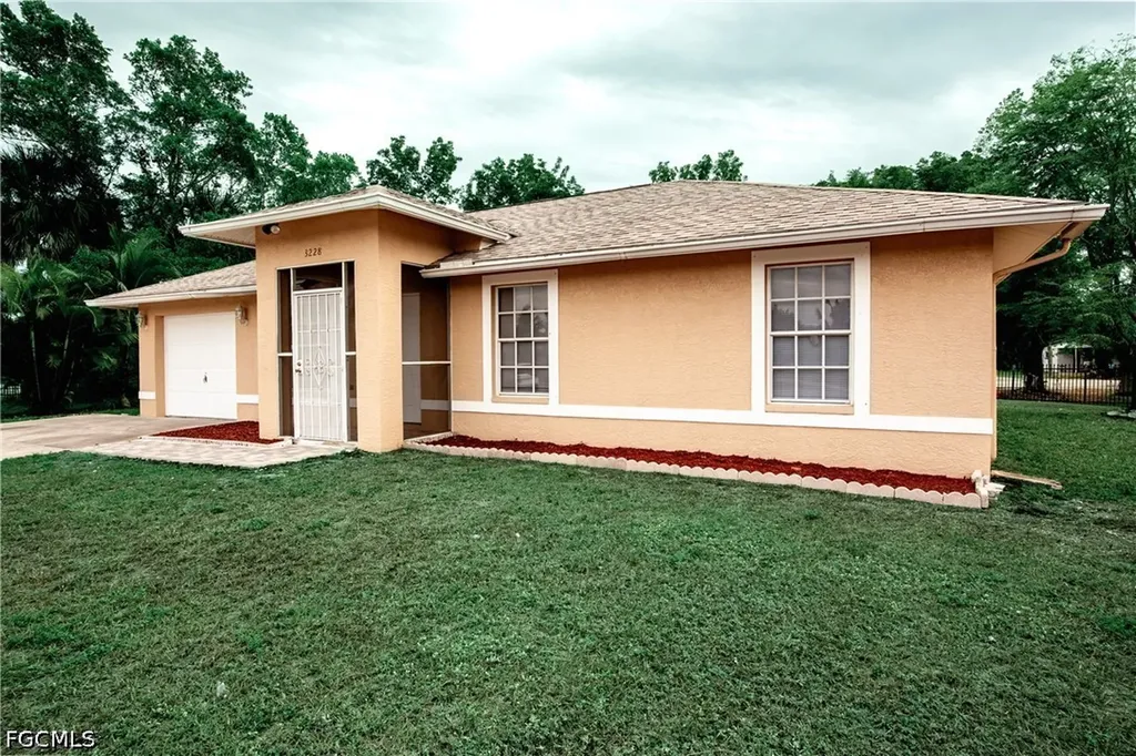 3228 Willin Street Fort Myers FL 33916